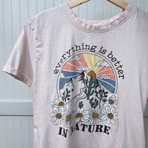 Messy Buns Lazy Days Graphic Tee Daisies Nature Pink Women's Desert Sunset - Picture 1 of 8